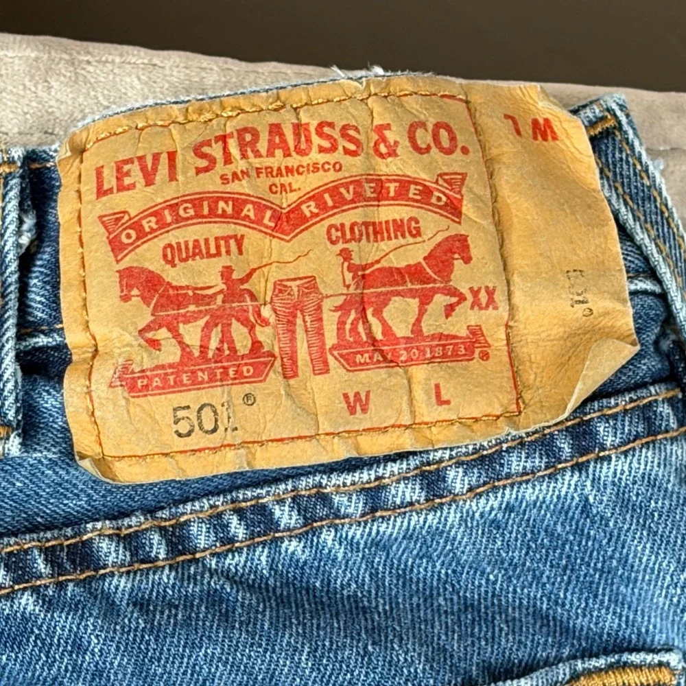 Levis 501‎ Original Fit Mens Blue Straight Leg Button Fly Jeans 40x38 00501-0194